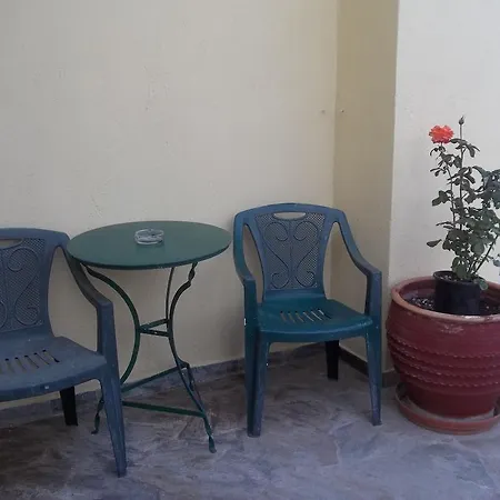 Armonia Fira (Santorini)